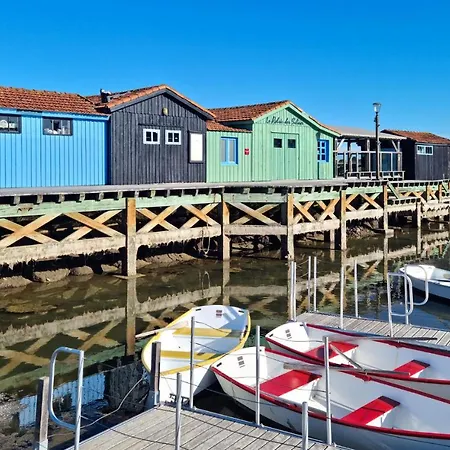 Dom wakacyjny 3 Bedroom Beautiful In La Rochelle