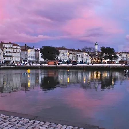 3 Bedroom Beautiful In La Rochelle La Rochelle (Charente-Maritime)